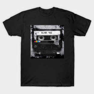 classic cassette - blink 182 T-Shirt