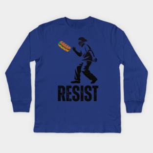 Sandwich Thrower Resist – Street Art Style Protest Parody Kids Long Sleeve T-Shirt