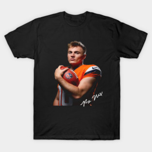 Bo Nix Denver Portrait T-Shirt