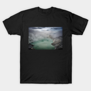 An unreal vision of the crater shrouded in smoke. T-Shirt