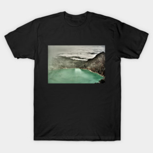 An unreal vision of the crater shrouded in smoke. T-Shirt
