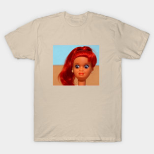 Disgusted doll meme T-Shirt