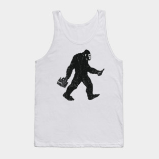 Bigfoot Beer Run Weekend Drinking Humor Tank Top