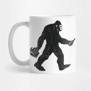 Bigfoot Beer Run Weekend Drinking Humor Mug