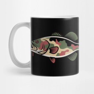Fishing Camouflage, Bass Fish Design for Fishermen & Patriots – Perfect for Anglers, Boat Fishing Mug