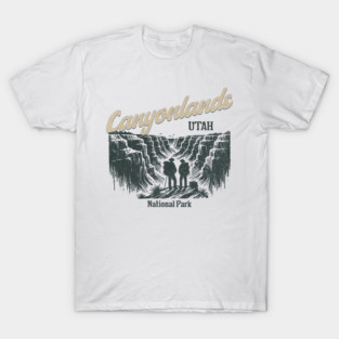 Canyonlands National Park Vintage Hiker, Utah Souvenir Design T-Shirt