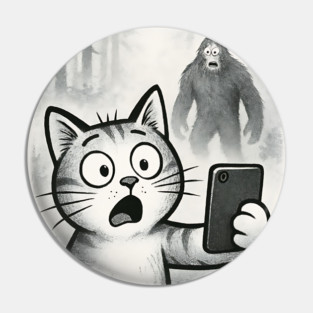 Cat Bigfoot Gift for Women, Men & Kids, Scared Cat Selfie with Sasquatch Pin