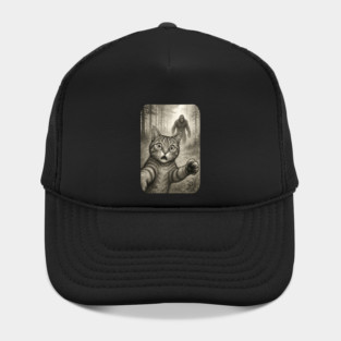 Cat Bigfoot Gift for Women, Men & Kids, Scared Cat Selfie with Sasquatch Hat
