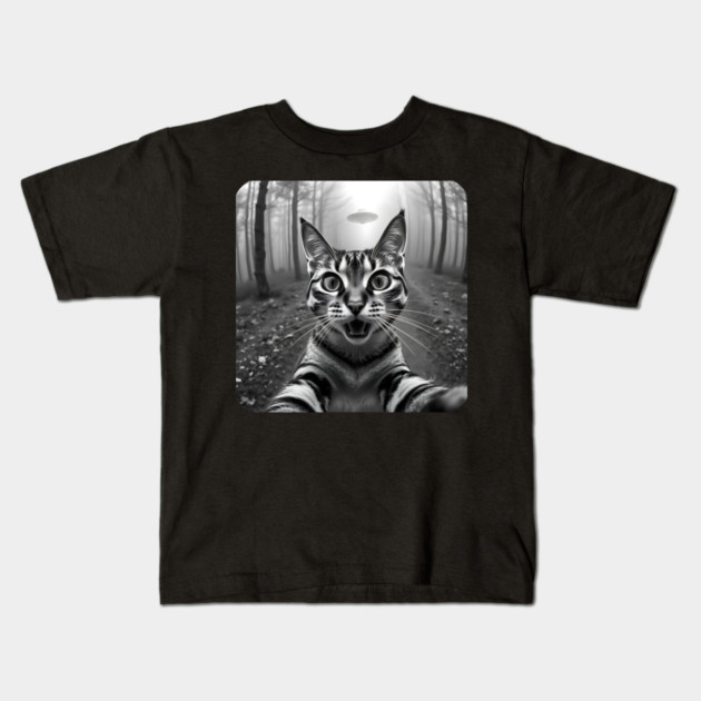 Cat Selfie with Alien, Cat Lovers Gifts for Men, Women & Kids Kids T-Shirt by Pixel Threads 