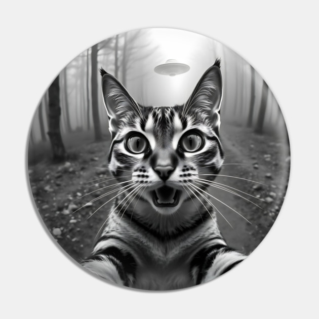 Cat Selfie with Alien, Cat Lovers Gifts for Men, Women & Kids Pin by Pixel Threads 