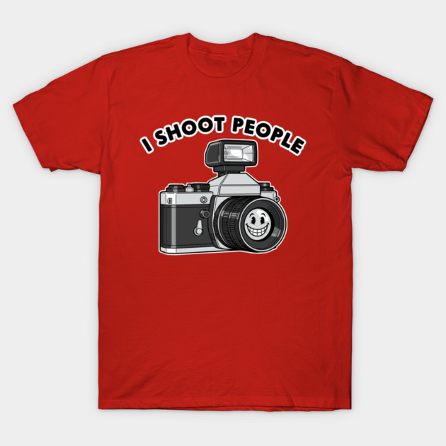'I Shoot People' Vintage Camera Pun T-Shirt by enrynz