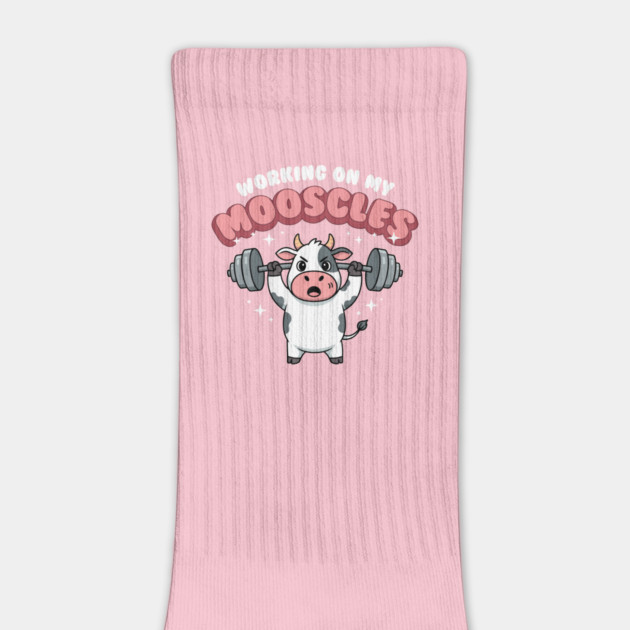 Moo-scular Cow Workout Humor by enrynz