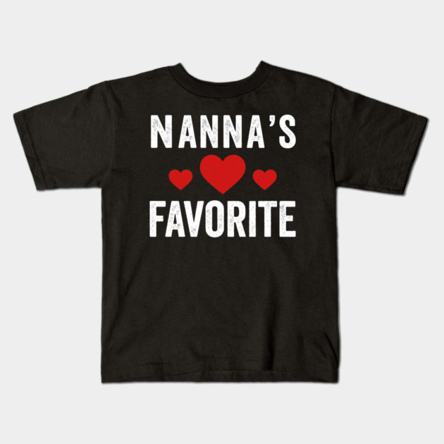 Nanna's Favorite Grandma Heart Grandparent Kids T-Shirt by ArtistTee ⭐⭐⭐⭐⭐