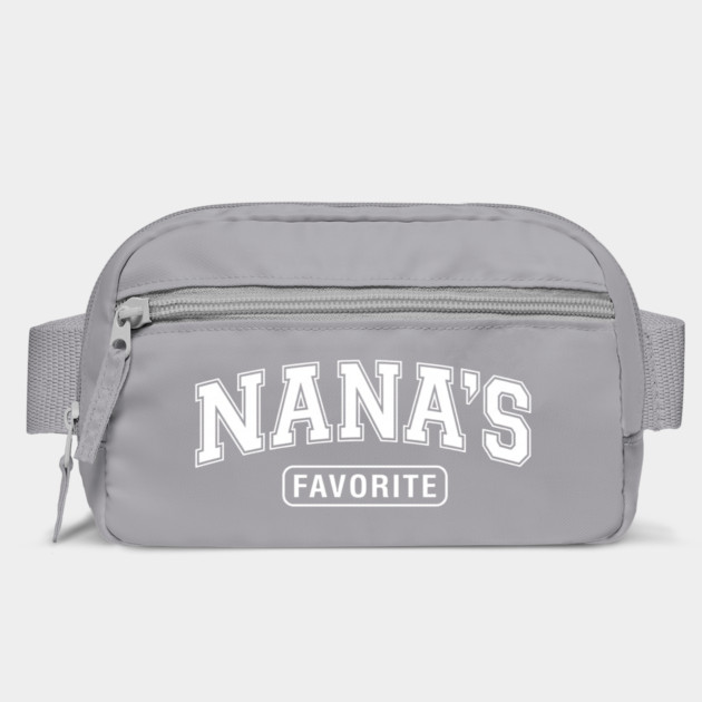 Nana's Favorite Grandmother Gift by ArtistTee ⭐⭐⭐⭐⭐