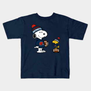 New England Patriots - Snoopy & Woodstock Football Style M004 Kids T-Shirt
