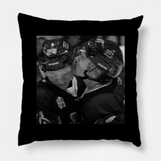 Heated Rivalry Ilya Rozanov and Shane Hollander Kiss Scene M10997 Pillow
