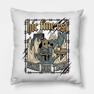 Hic Fine Est Medieval Meme Pillow