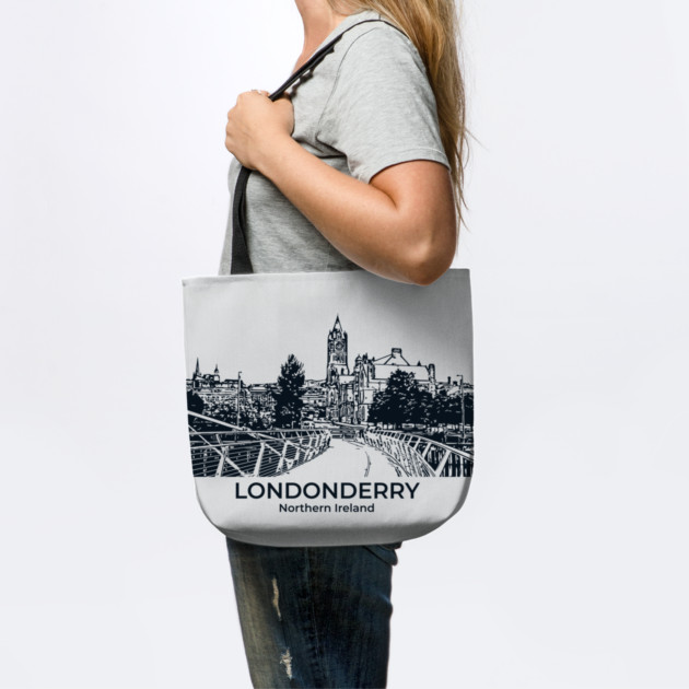 Londonderry – Northern Ireland by Lakeric