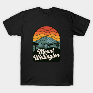 Mount Wellington – Warm Sunset Mountain Art T-Shirt