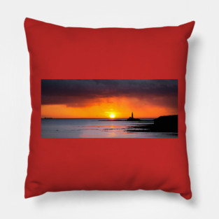 Sunrise at Collywell Bay in Northumberland Pillow