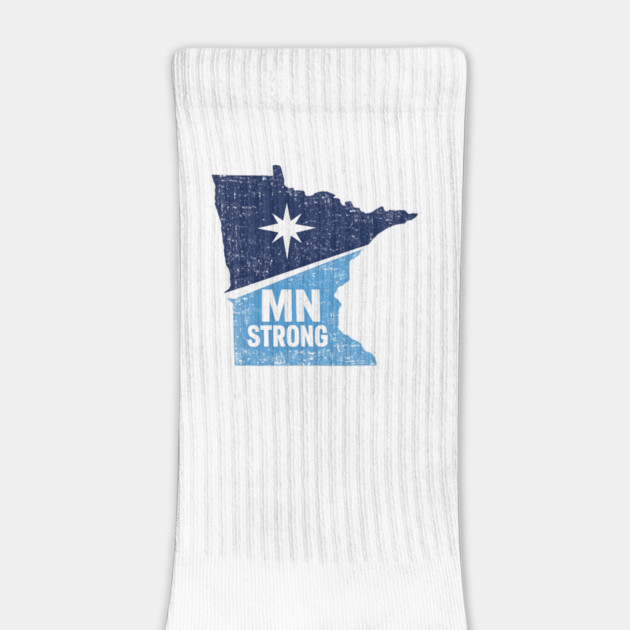 MN Strong Minnesota State Pride Minnesotan Resident by ArtistTee ⭐⭐⭐⭐⭐