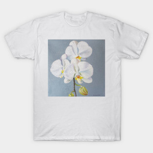 Phaelenopsis - moth orchid on blue T-Shirt
