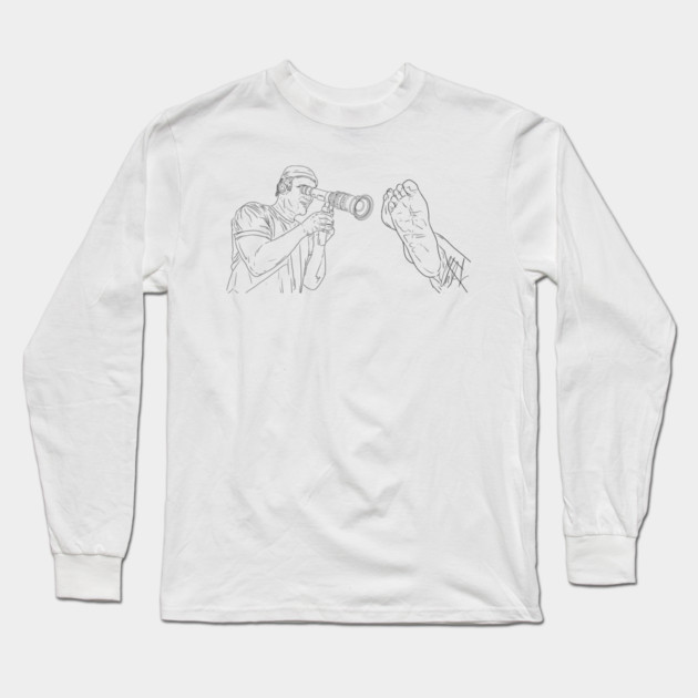 Tarantino: Director of Feet Photography [Outline] Long Sleeve T-Shirt by 51Deesigns