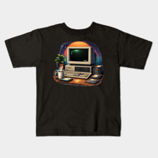 Retro 80s Computer Setup – Vintage Tech Nostalgia Kids T-Shirt