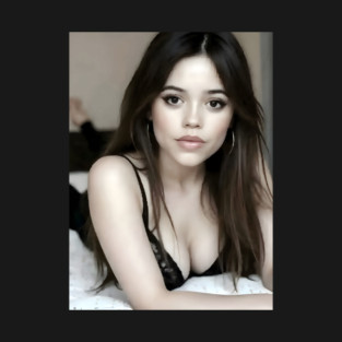 Jenna Ortega 22 T-Shirt